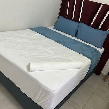 Chocolate City Guest House East London Bagian luar foto